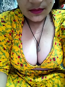 Snapshot of MISS_RIYA14 chatting on October 17, 5:43 am MISS RIYA14 online show from October 17, 5:43 am