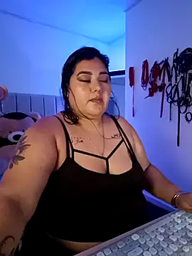 AndreaKinky online show from November 14, 8:13 am