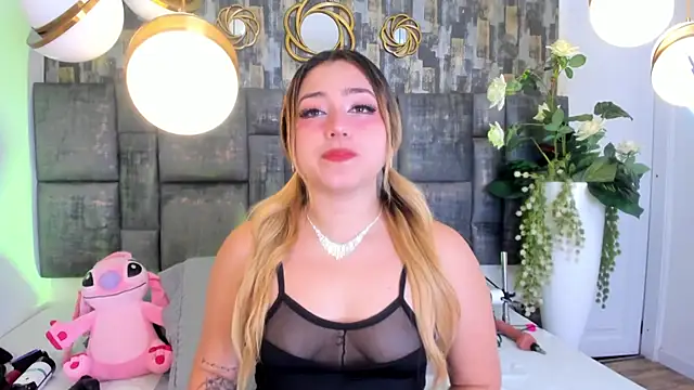 PatyLawrence online show from November 11, 4:12 am