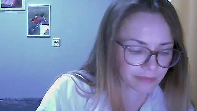 Snapshot of SEA_Dream chatting on November 11, 5:18 am SEA Dream online show from November 11, 5:18 am