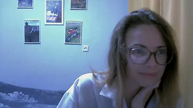 Snapshot of SEA_Dream chatting on November 24, 4:56 am SEA Dream online show from November 24, 4:56 am