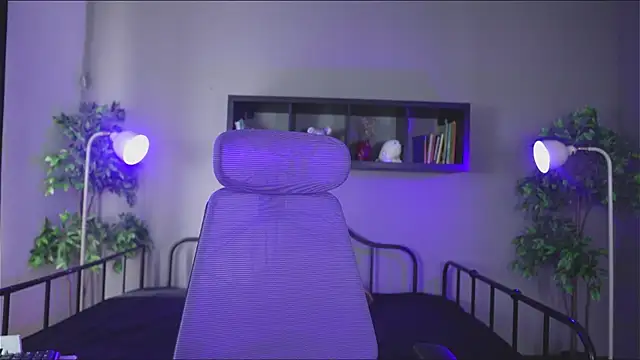 Sabrina bloom online show from November 12, 1:00 pm