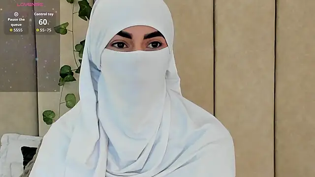 Snapshot of _Zahiira_ chatting on October 2, 12:01 pm Zahiira online show from October 2, 12:01 pm