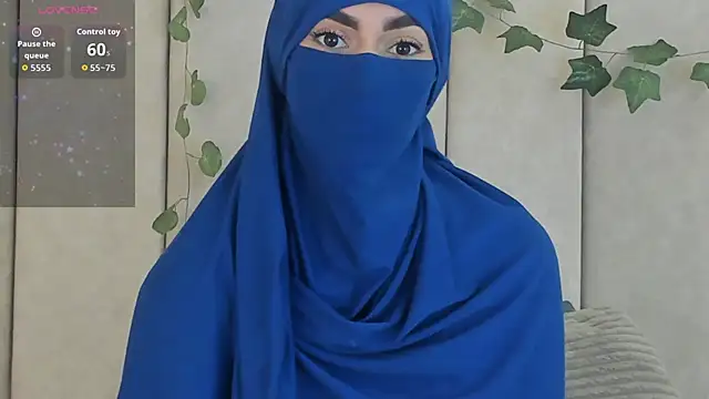 Snapshot of _Zahiira_ chatting on October 7, 12:13 pm Zahiira online show from October 7, 12:13 pm