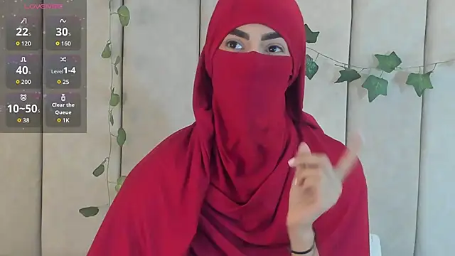 Snapshot of _Zahiira_ chatting on October 9, 11:52 am Zahiira online show from October 9, 11:52 am