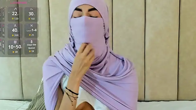 Snapshot of _Zahiira_ chatting on October 18, 12:06 pm Zahiira online show from October 18, 12:06 pm