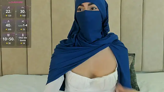 Snapshot of _Zahiira_ chatting on October 29, 12:07 pm Zahiira online show from October 29, 12:07 pm