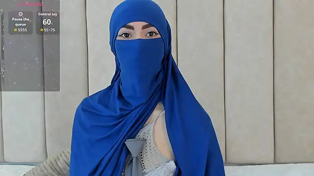 Snapshot of _Zahiira_ chatting on November 7, 11:54 am Zahiira online show from November 7, 11:54 am