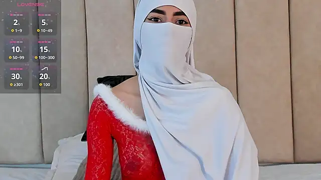 Snapshot of _Zahiira_ chatting on December 1, 11:59 am Zahiira online show from December 1, 11:59 am