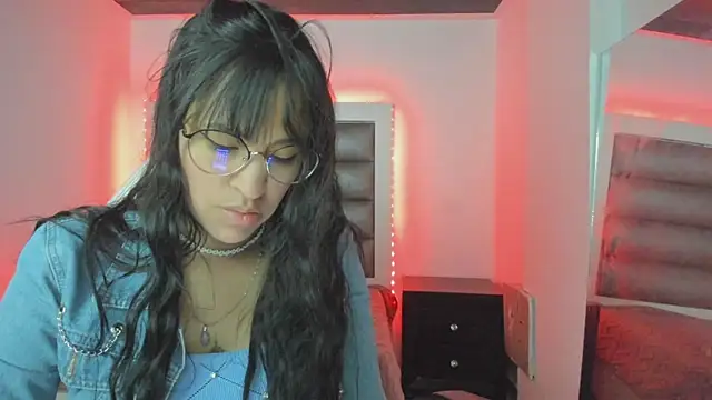 Andrea brunnette online show from November 4, 12:15 pm