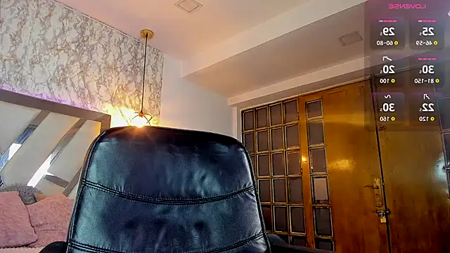 Snapshot of Aisha_poweer chatting on November 18, 2:28 am Aisha poweer online show from November 18, 2:28 am