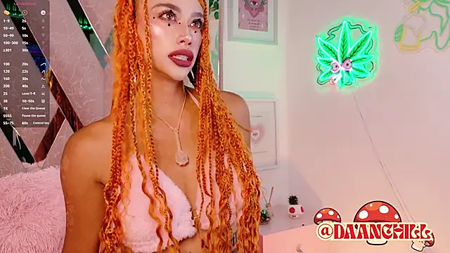 ScarlettRusso1 online show from April 4, 10:13 am