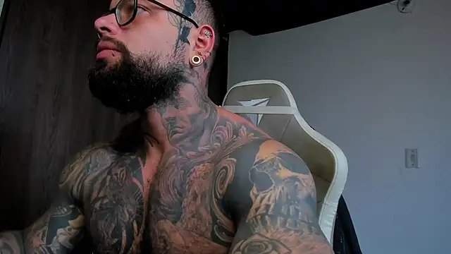 Snapshot of natevillage chatting on October 2, 12:01 pm natevillage online show from October 2, 12:01 pm