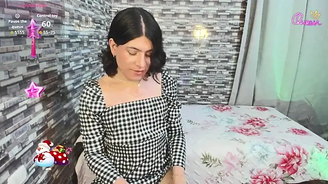 xxxEmmaxx online show from December 19, 4:30 am