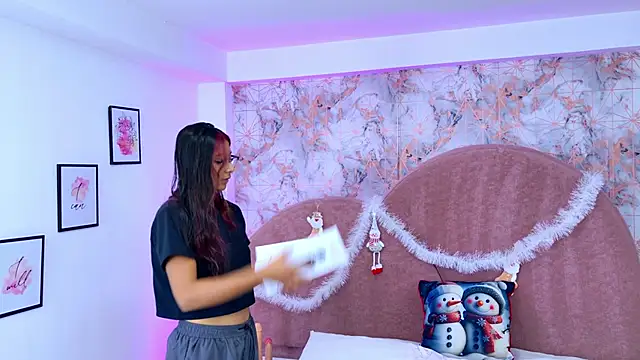 Snapshot of RavenGloomy chatting on November 23, 7:35 pm RavenGloomy online show from November 23, 7:35 pm