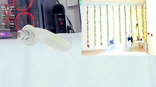 Kitty  Rose   online show from September 19, 10:27 am