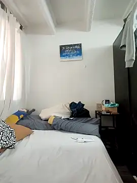 Snapshot of SanChacal5694 chatting on October 19, 9:15 pm SanChacal5694 online show from October 19, 9:15 pm