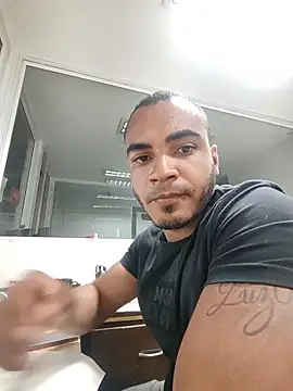 Snapshot of SanChacal5694 chatting on November 21, 10:52 pm SanChacal5694 online show from November 21, 10:52 pm