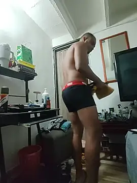 Snapshot of SanChacal5694 chatting on November 24, 12:54 am SanChacal5694 online show from November 24, 12:54 am