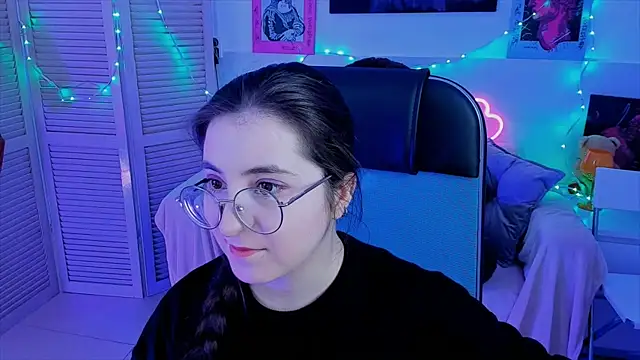 VirtuallVoyant online show from September 10, 4:56 am