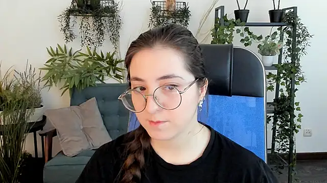 VirtuallVoyant online show from November 26, 6:58 am