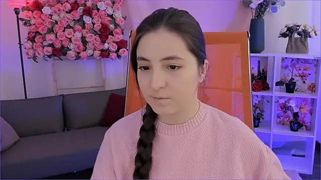 Snapshot of VirtuallVoyant chatting on February 2, 7:29 am VirtuallVoyant online show from February 2, 7:29 am