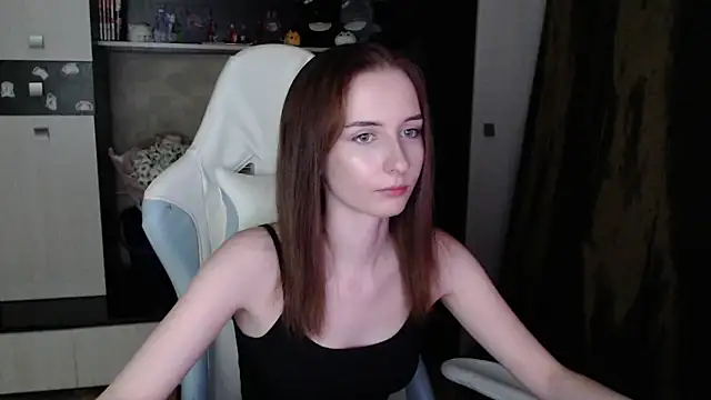 Snapshot of Cutti_Crystal chatting on October 29, 6:09 pm Cutti Crystal online show from October 29, 6:09 pm