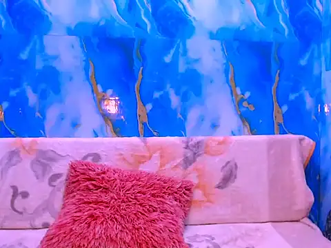 Snapshot of ebonypretty4u69 chatting on October 28, 6:28 am ebonypretty4u69 online show from October 28, 6:28 am