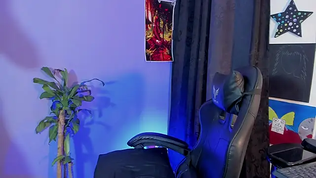 Snapshot of cam11_07 chatting on November 20, 6:51 pm cam11 07 online show from November 20, 6:51 pm