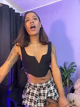 Snapshot of cam11_07 chatting on November 23, 6:19 pm cam11 07 online show from November 23, 6:19 pm