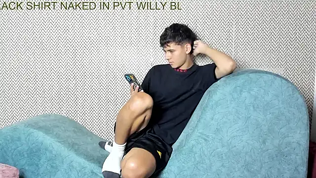 willy sexxx18 online show from November 6, 7:59 pm