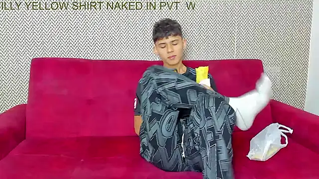 willy sexxx18 online show from November 30, 1:15 pm