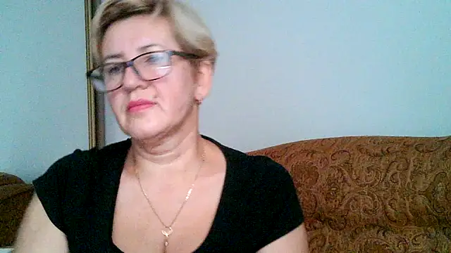 Snapshot of Dana4921 chatting on October 5, 3:43 pm Dana4921 online show from October 5, 3:43 pm