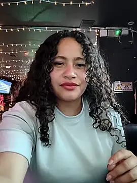 Yaya watson online show from November 18, 9:41 pm