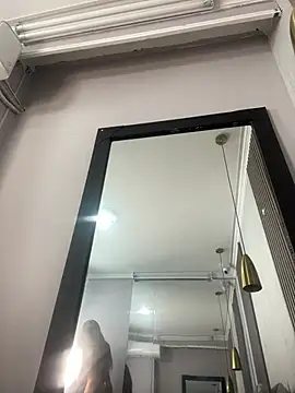 Skylar Smith  online show from January 13, 12:43 pm