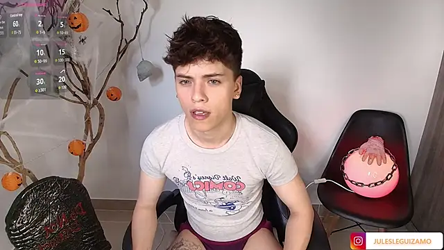 Snapshot of stev_austin_ chatting on October 14, 9:15 pm stev austin  online show from October 14, 9:15 pm