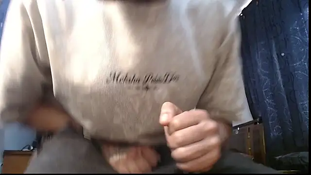 Snapshot of malek_xarx_ chatting on November 16, 6:46 pm malek xarx online show from November 16, 6:46 pm