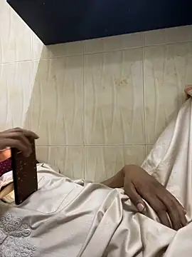 Snapshot of qusai12344 chatting on November 16, 10:37 pm qusai12344 online show from November 16, 10:37 pm