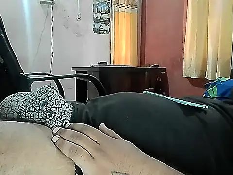 Snapshot of cardiovex7 chatting on October 31, 6:47 am cardiovex7 online show from October 31, 6:47 am