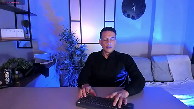 Dustin Sonne online show from November 29, 3:42 am