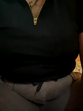Snapshot of hot_bhabhi69 chatting on October 22, 8:47 am hot bhabhi69 online show from October 22, 8:47 am