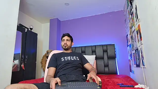 ashtoncooperr online show from November 2, 8:11 pm