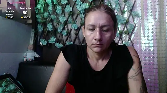 darling hott online show from January 16, 11:58 am