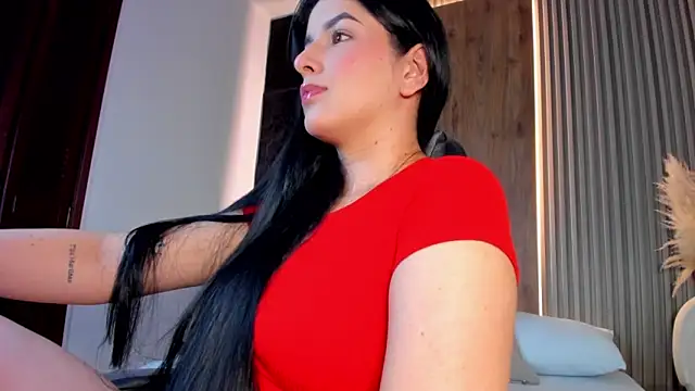 Snapshot of evelin_lopezz chatting on November 26, 2:01 am evelin lopezz online show from November 26, 2:01 am