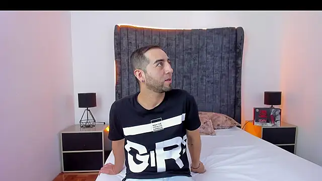 Lushian  online show from November 14, 2:49 pm