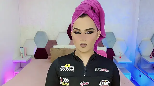 kushina uzumaki75 online show from December 20, 4:08 am