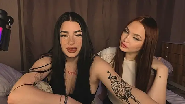 Snapshot of honey_____bunny chatting on October 17, 11:46 am honey bunny online show from October 17, 11:46 am