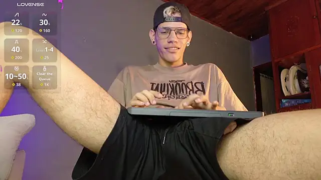 david huge online show from September 14, 7:51 am