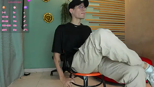 david huge online show from October 2, 1:23 am