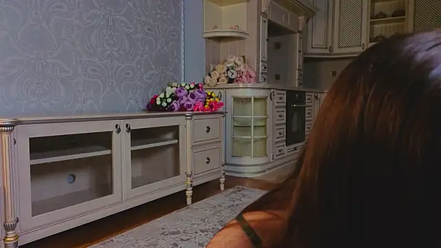 EadlinGillim online show from September 17, 4:03 am